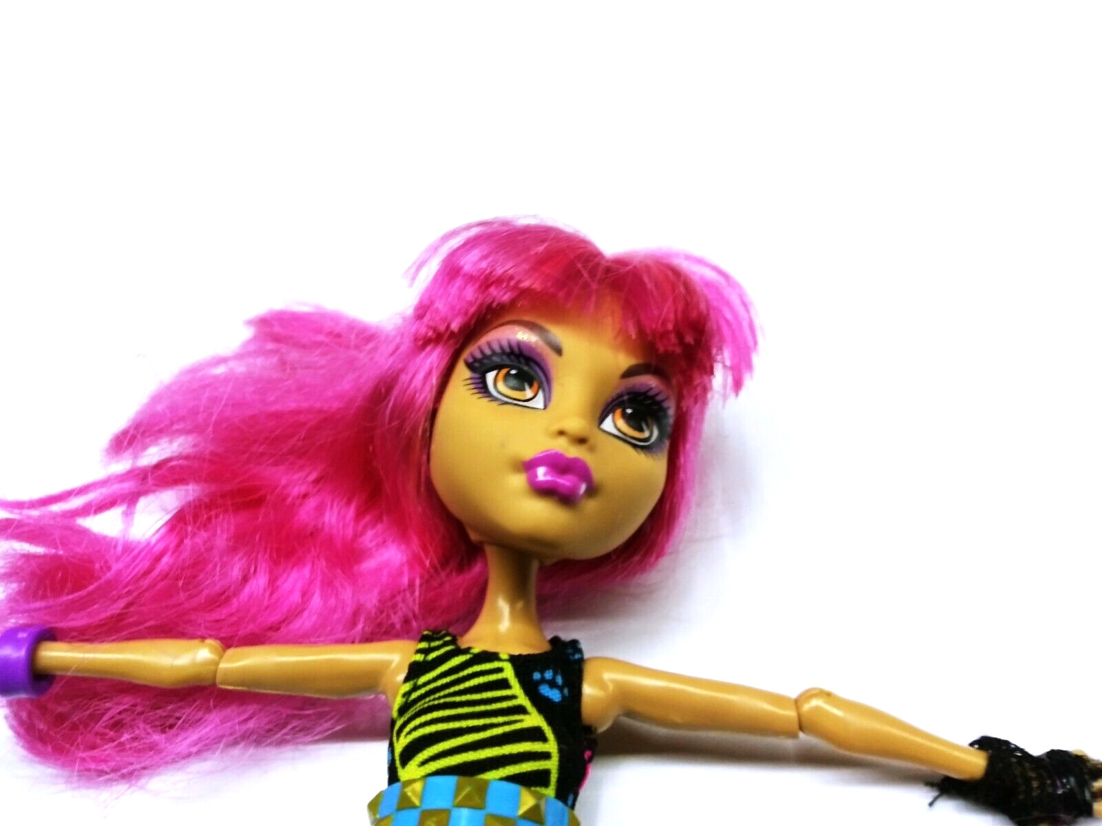howleen wolf doll 13 wishes