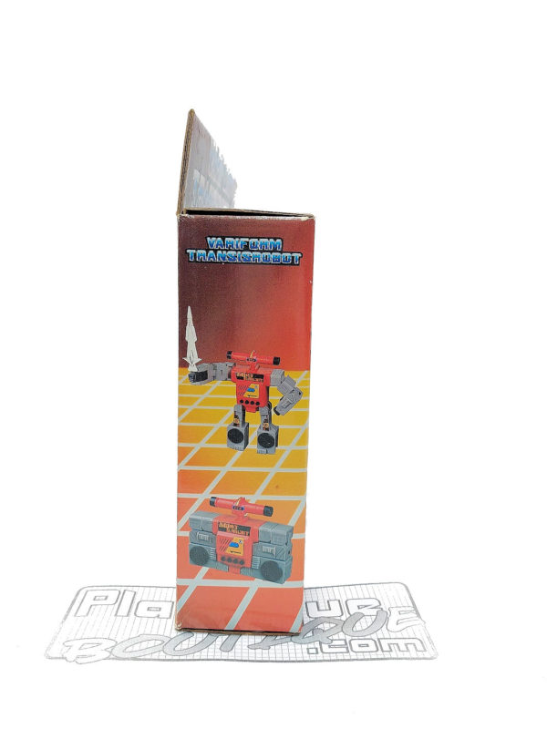 Veriform Transisrobot: Robot-Knight (Transformers G1 Blaster Knock Off)