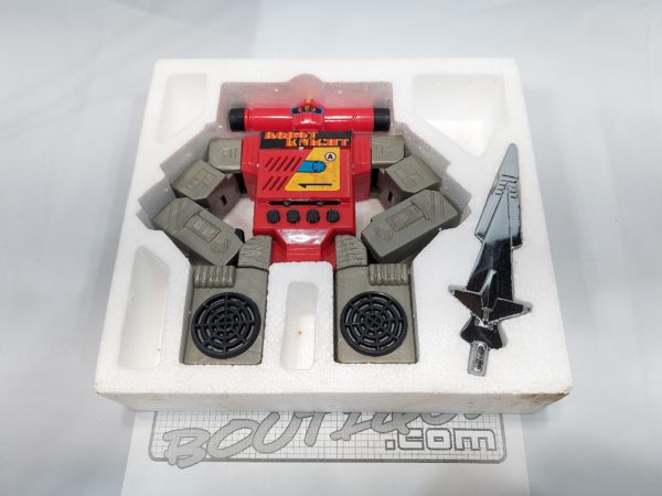 Veriform Transisrobot: Robot-Knight (Transformers G1 Blaster Knock Off)