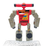Veriform Transisrobot: Robot-Knight (Transformers G1 Blaster Knock Off)