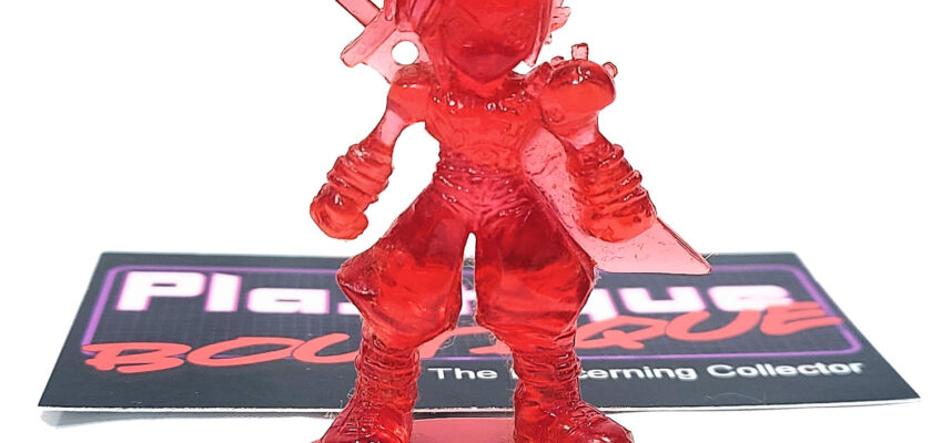 Coca-Cola Final Fantasy VII Volume 1: Cloud Strife Mini Figure (Red Crystal Version)