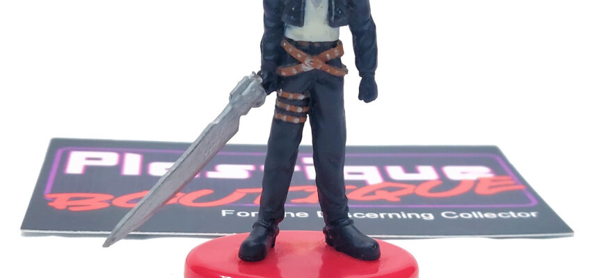 Coca-Cola Final Fantasy VIII Volume 2: Squall Leonhart Mini Figure