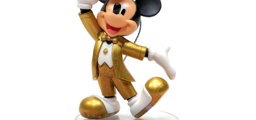 Kuji/Disney Mickey & Friends Series: #1 Mickey Mouse Ornament