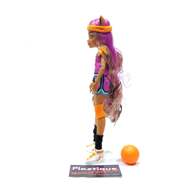 Monster High Ghoul Spirit: Clawdeen Wolf (Walmart Exclusive)
