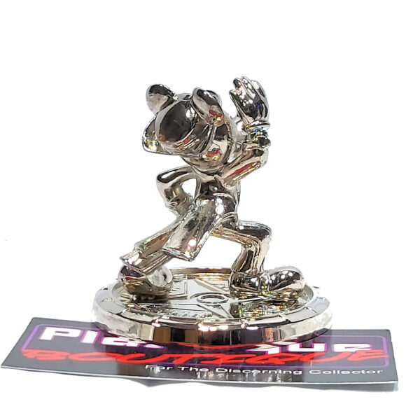Disney JCB 2016 Card Club Exclusive: Mickey Mouse Statue (Japanese Import)