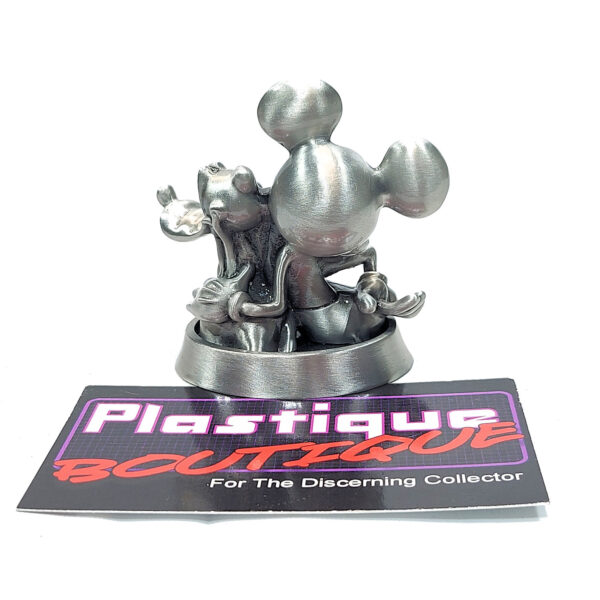Disney JCB 2020 Card Club Exclusive: Mickey Mouse & Pluto Statue (Japanese Import)
