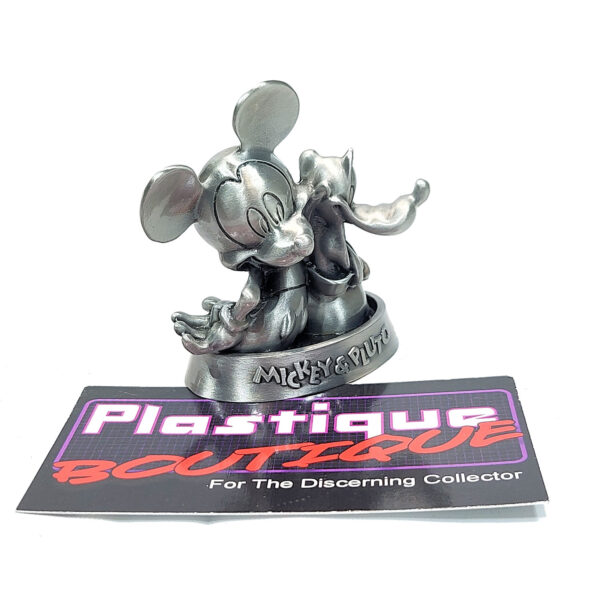 Disney JCB 2020 Card Club Exclusive: Mickey Mouse & Pluto Statue (Japanese Import)