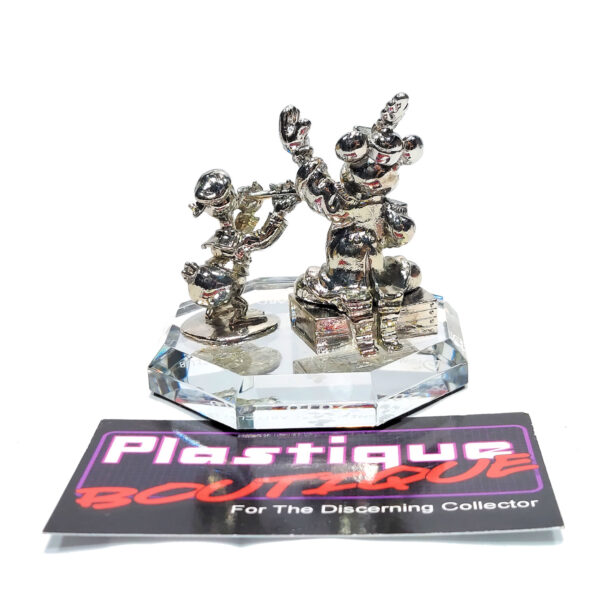 Disney JCB 2010 Card Club Exclusive: Mickey Mouse & Donald Duck "The Band Concert 19345" Statue (Japanese Import)