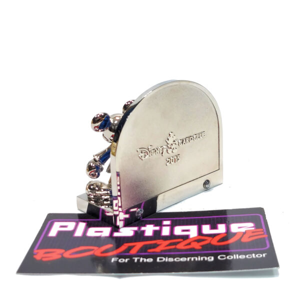 Disney JCB 2015 Card Club Exclusive: Mickey Mouse Statue (Japanese Import)