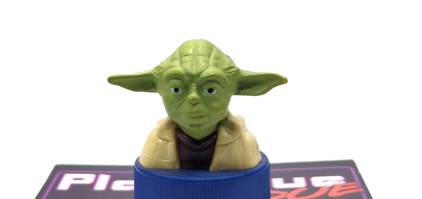 Star Wars Pepsi Bottle Cap Figure: Yoda Head (Japanese Import)