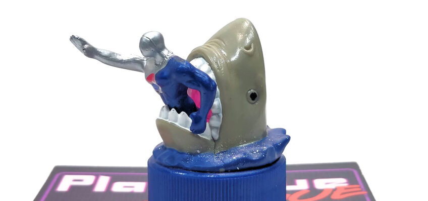 Pepsi Bottle Cap Figure: Pepsi-Man & Shark (Japanese Import)