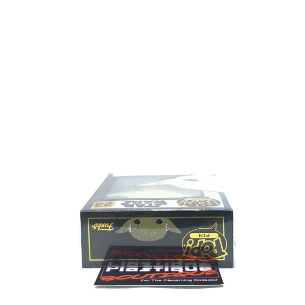 Funko Pop Pin: Star Wars Yoda #23