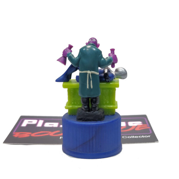 Pepsi Bottle Cap Figure: Pepsi-Man & Dr. Mad (Japanese Import)