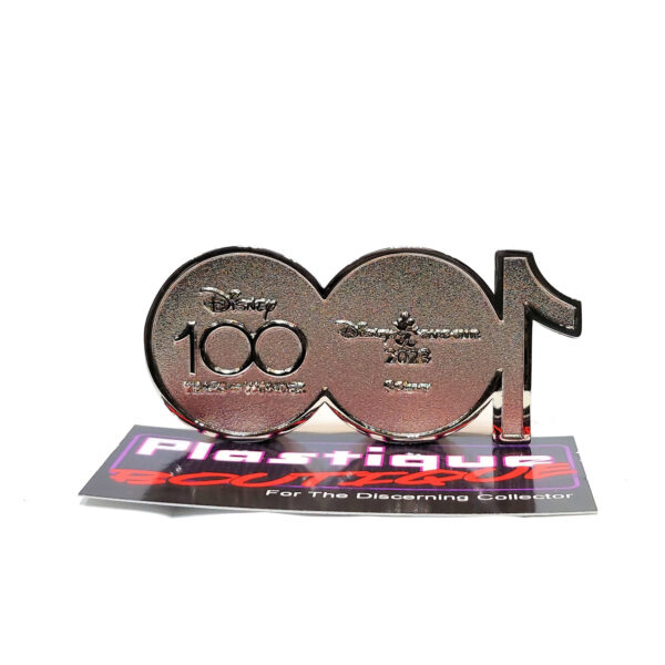 Disney JCB 2023 Card Club Exclusive: Mickey Mouse & Minnie Mouse 100 Statue (Japanese Import)
