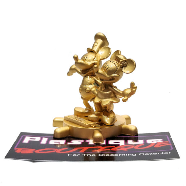 Disney JCB 2019 Card Club Exclusive: Mickey Mouse & Minnie Mouse Statue (Japanese Import)