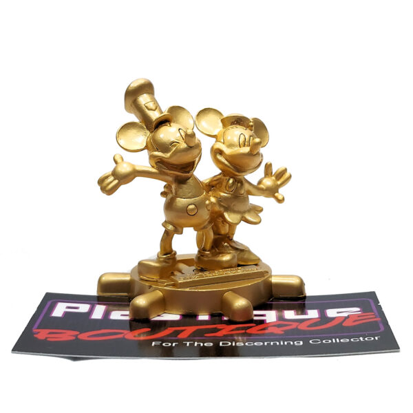 Disney JCB 2019 Card Club Exclusive: Mickey Mouse & Minnie Mouse Statue (Japanese Import)