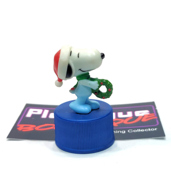 Peanuts Pepsi Bottle Cap Collection: Snoopy W/ Wreath (Japanese Import)