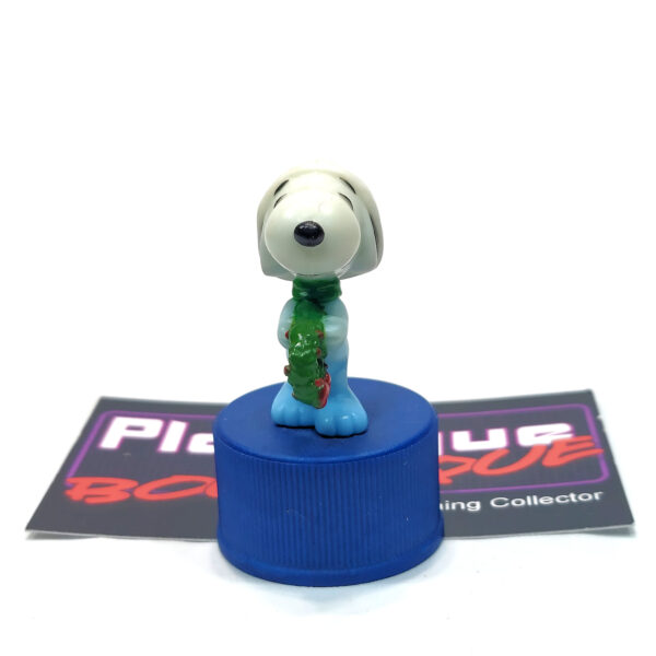 Peanuts Pepsi Bottle Cap Collection: Snoopy W/ Wreath (Japanese Import)