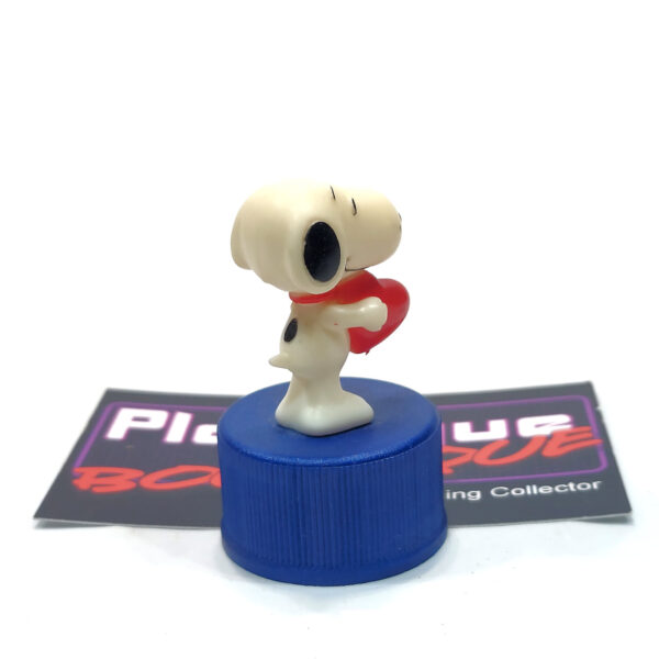 Peanuts Pepsi Bottle Cap Collection: Snoopy W/ Heart (Japanese Import)