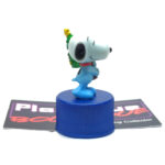 Peanuts Pepsi Bottle Cap Collection: Snoopy W/ Christmas Tree (Japanese Import)