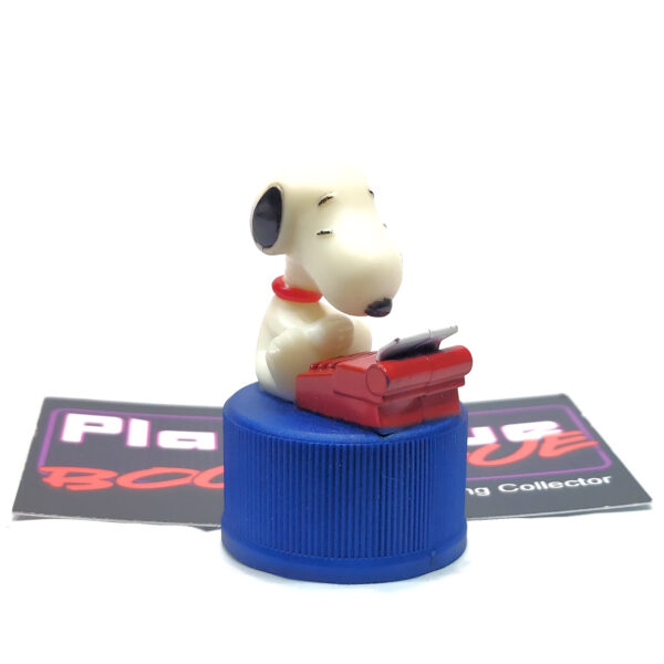Peanuts Pepsi Bottle Cap Collection: Snoopy W/ Typewriter (Japanese Import)