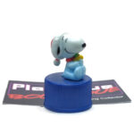 Peanuts Pepsi Bottle Cap Collection: Snoopy & Woodstock Christmas Hug (Japanese Import)