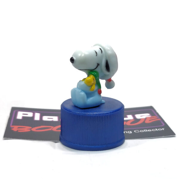 Peanuts Pepsi Bottle Cap Collection: Snoopy & Woodstock Christmas Hug (Japanese Import)