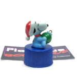 Peanuts Pepsi Bottle Cap Collection: Snoopy W/ Christmas Bulb (Japanese Import)