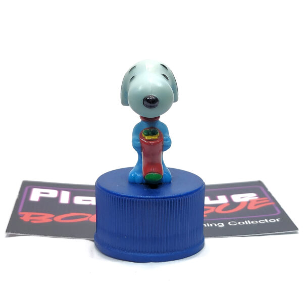 Peanuts Pepsi Bottle Cap Collection: Snoopy W/ Stocking (Japanese Import)