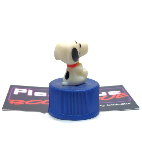 Peanuts Pepsi Bottle Cap Collection: Snoopy & Woodstock Hug (Japanese Import)