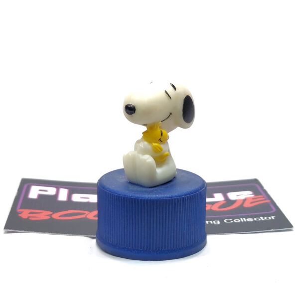 Peanuts Pepsi Bottle Cap Collection: Snoopy & Woodstock Hug (Japanese Import)