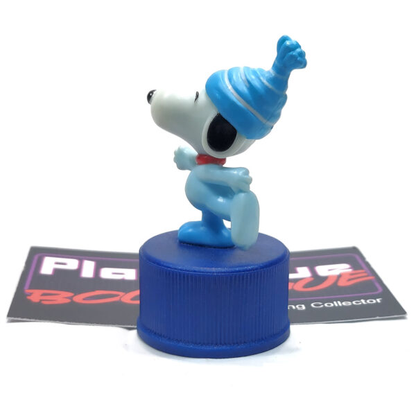 Peanuts Pepsi Bottle Cap Collection: Snoopy Ice Skating (Japanese Import)