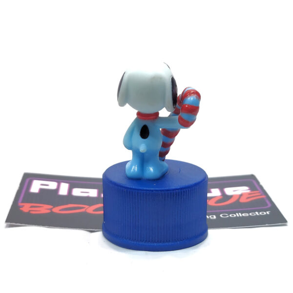 Peanuts Pepsi Bottle Cap Collection: Snoopy W/ Candy Cane (Japanese Import)