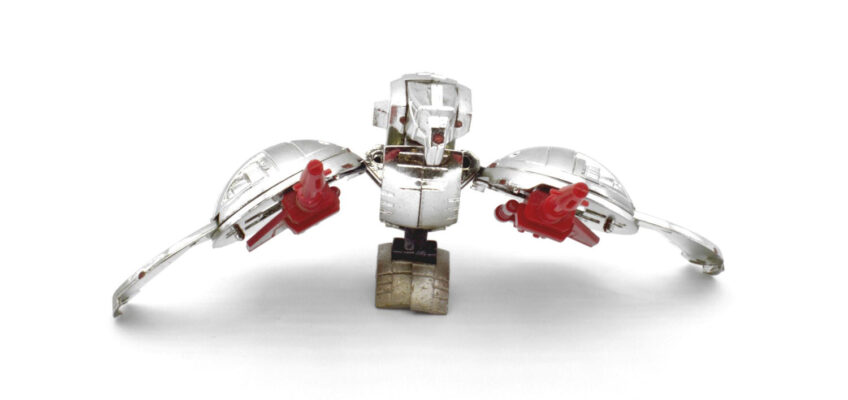 Micro Change: MC-16 Silver Metal Hawk