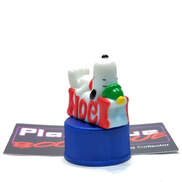 Peanuts Pepsi Bottle Cap Collection: Snoopy Noel (Japanese Import)