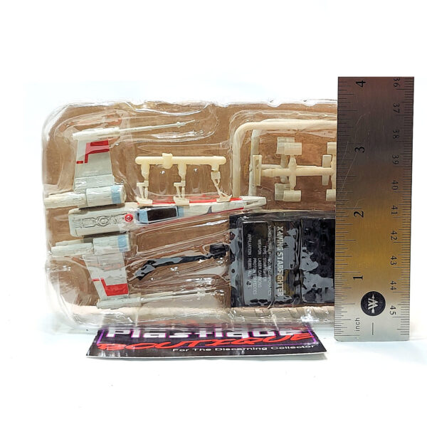 F-Toys Star Star Wars Vehicle Collection Vol. 5: X-Wing Starfighter (Red Leader) 1/144
