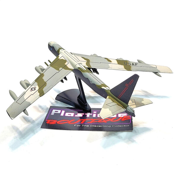 Del Prado World Fighter Jets: #31 B-52 Stratofortress 1:300