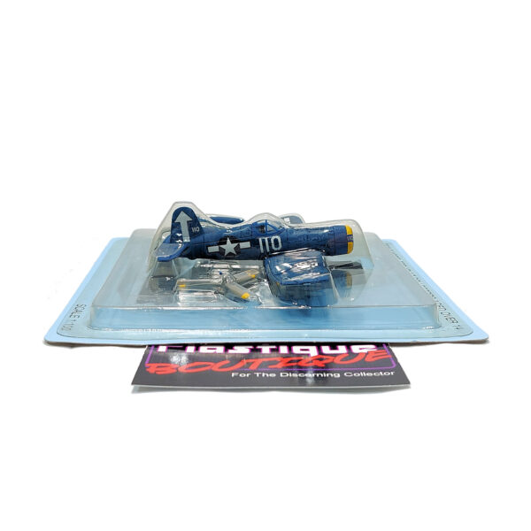 DeAgostini Air Combat Collection: #17 Vought F4U Corsair 1:100