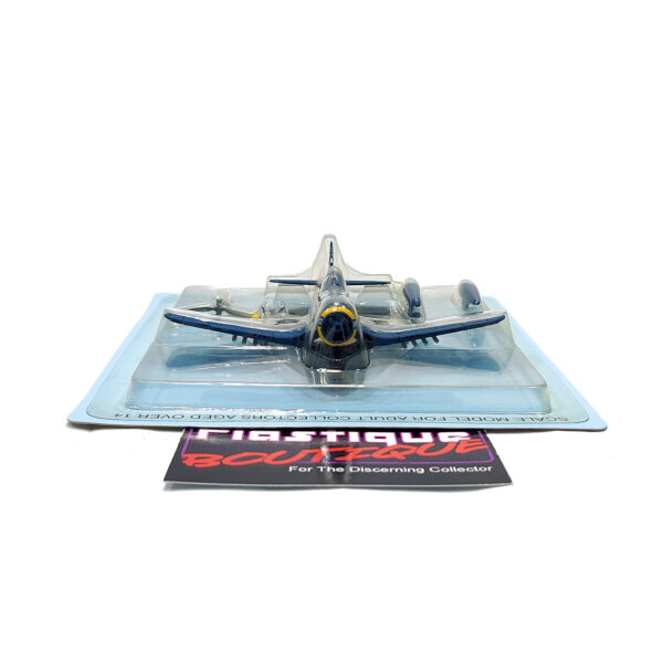 DeAgostini Air Combat Collection: #17 Vought F4U Corsair 1:100