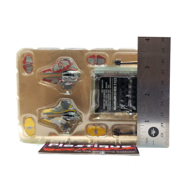 F-Toys Star Star Wars Vehicle Collection Vol. 1: ETA-2 Jedi Starfighters (Red & Yellow) 1/144