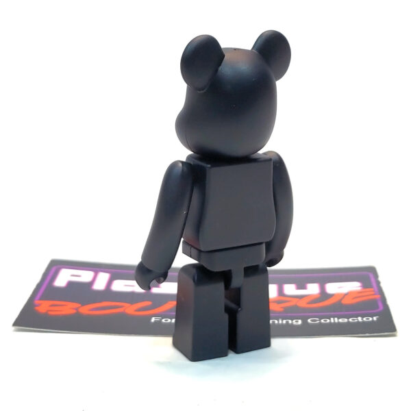 Be@rbrick Series 48 Basic: Letter E