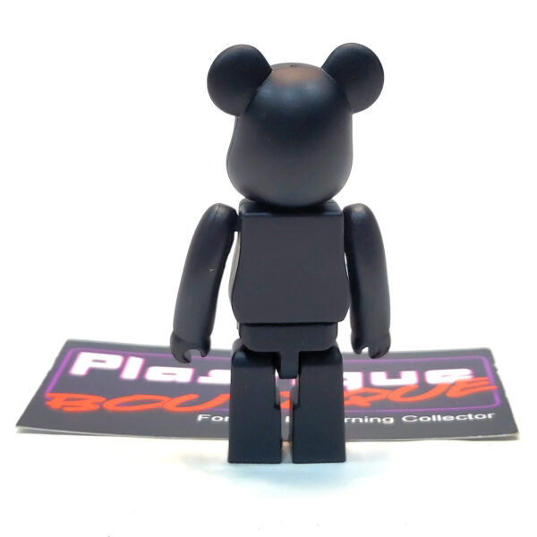 Be@rbrick Series 48 Basic: Letter E