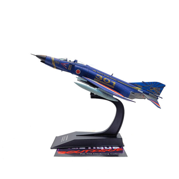 Hachette Combat Planes Collection: #30 F‑4EJ Kai Super Phantom II 1:100