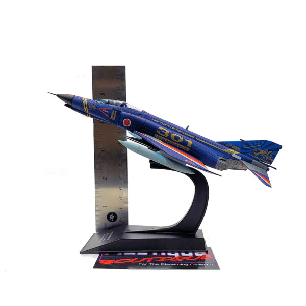 Hachette Combat Planes Collection: #30 F‑4EJ Kai Super Phantom II 1:100