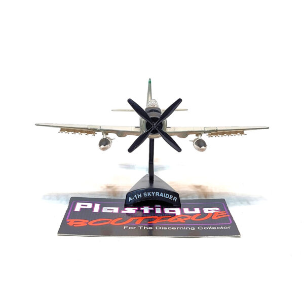 Del Prado Aircraft Of The Aces: #29 Douglas A-1H Skyraider 1:110
