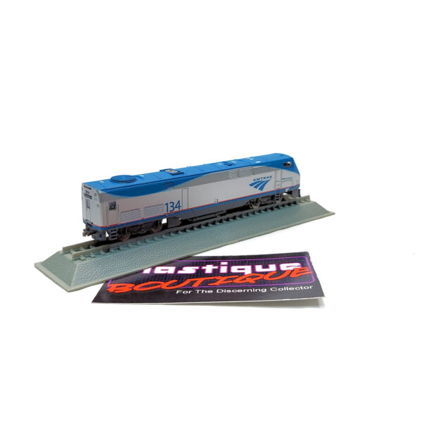 Del Prado Locomotives of the World: #61 Amtrak P42 Genesis 1:160 (N Gage)