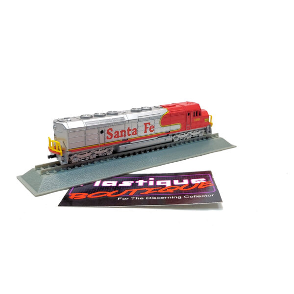Del Prado Locomotives of the World: #100 "Warbonnet" EMD F45 1:160 (N Gage)
