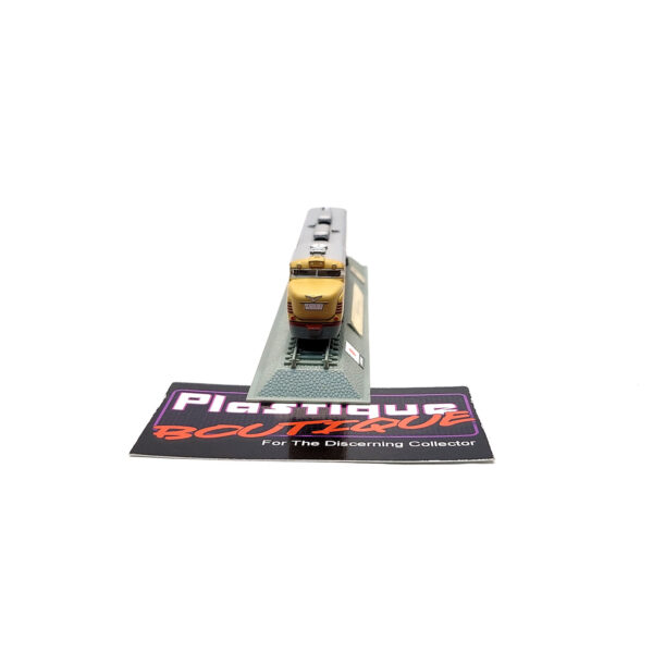 Del Prado Locomotives of the World: #23 JNR KiHa 81 Series DMU 1:160 (N Gage)