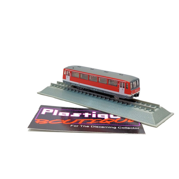 Del Prado Locomotives of the World: #96 DR Class 172 "Ferkeltaxe/Piggy Taxi" 1:160 (N Gage)
