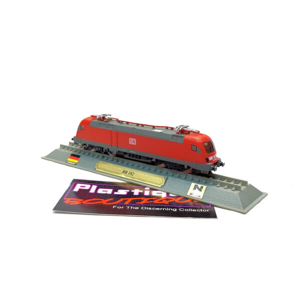 Del Prado Locomotives of the World: #24 DR Class DB Class 182 1:160 (N Gage)